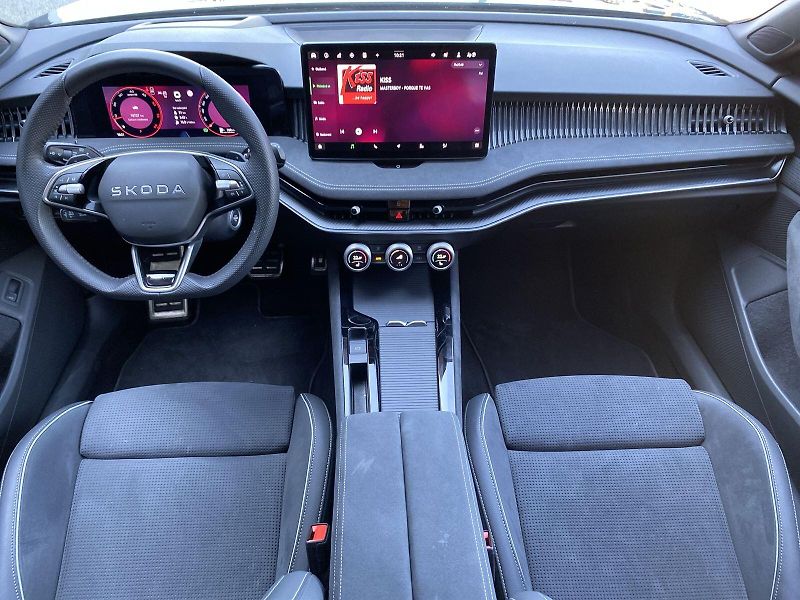 Škoda Superb (2025) Combi 2.0 TDI 4x4 DSG Sportlin - fotka 5 z 41