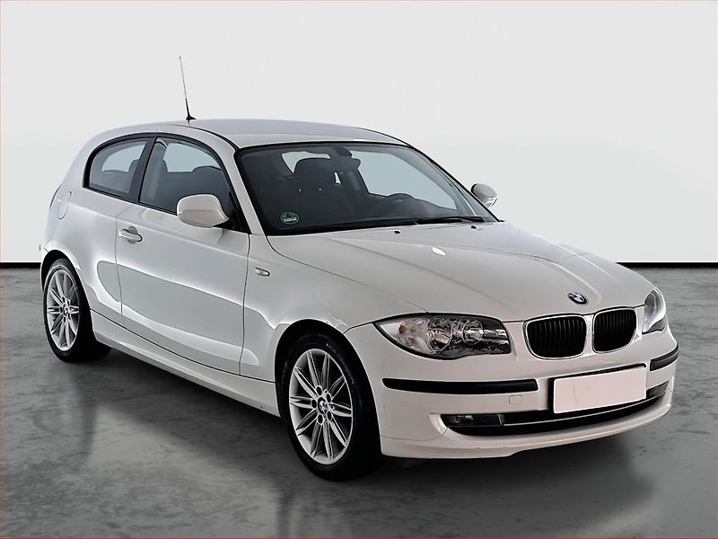 BMW Řada 1 (2011) 116i - fotka 1 z 17