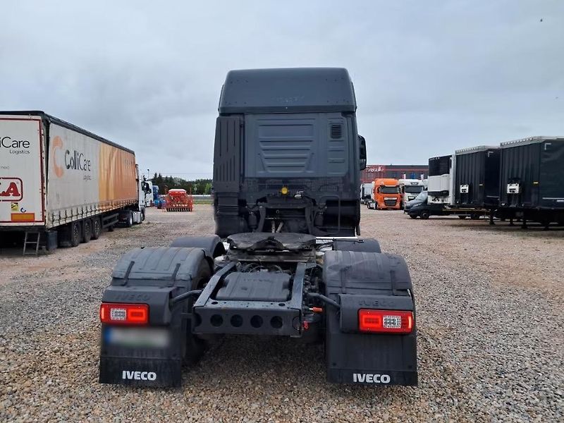 Iveco S-WAY (2024) 6x2 tahač EURO 6 - fotka 3 z 8