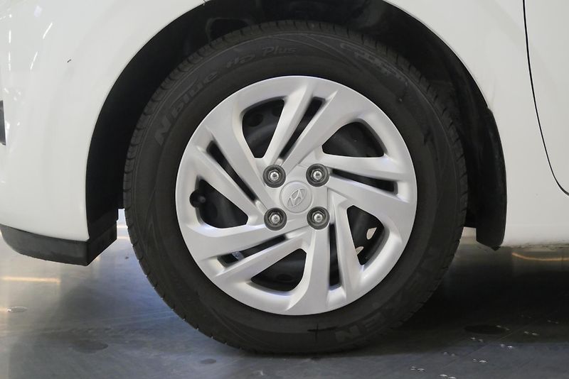 Hyundai i10 - fotka 10 z 26