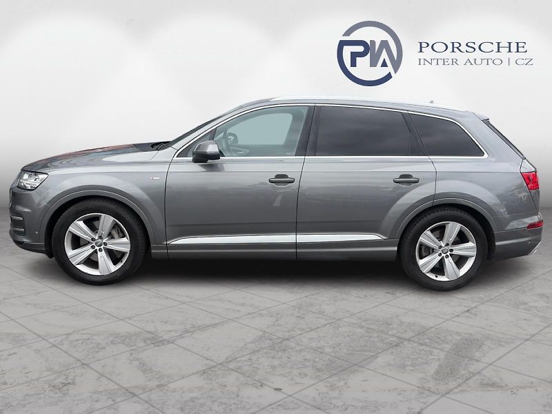 Audi Q7 3.0TDi S-Line Quattro 7míst - fotka 3 z 23