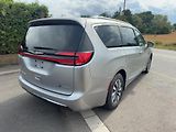 Chrysler Pacifica (2021) 3,6 Hybrid PlugIn Limited 2021 - náhled 3