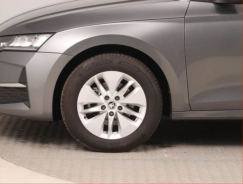 Škoda Octavia (2024) 2.0 TDI - fotka 14 z 15