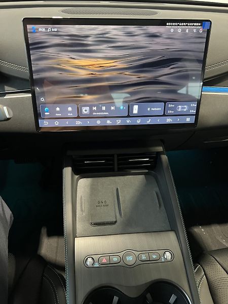 BYD Seal 6 (2025) DM-i Touring Comfort - fotka 17 z 30