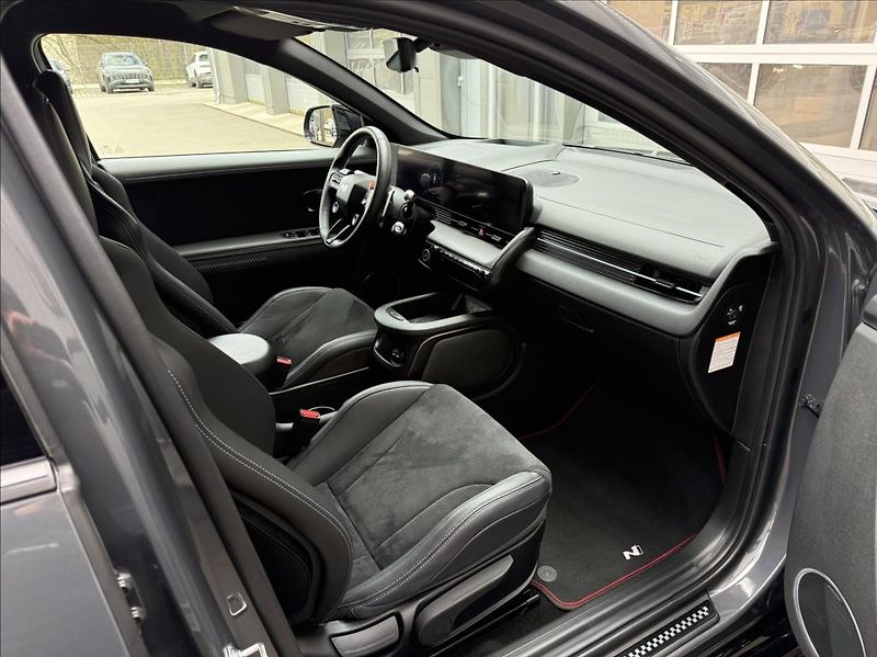 Hyundai Ioniq 5 Power 84kWh 4x4  N Everyday PN - fotka 12 z 22