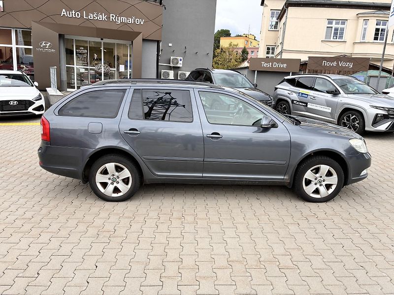 Škoda Octavia Kombi 1.8TSi 118kW 4x4 TAŽNÉ   - fotka 8 z 14