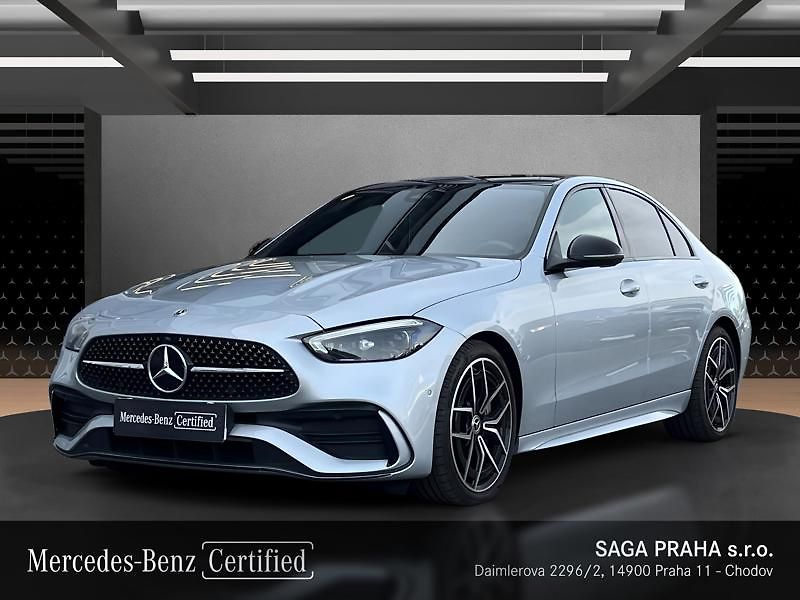 Mercedes-Benz Třídy C 300 d 4MATIC AMG Night Panoram - fotka 1 z 18