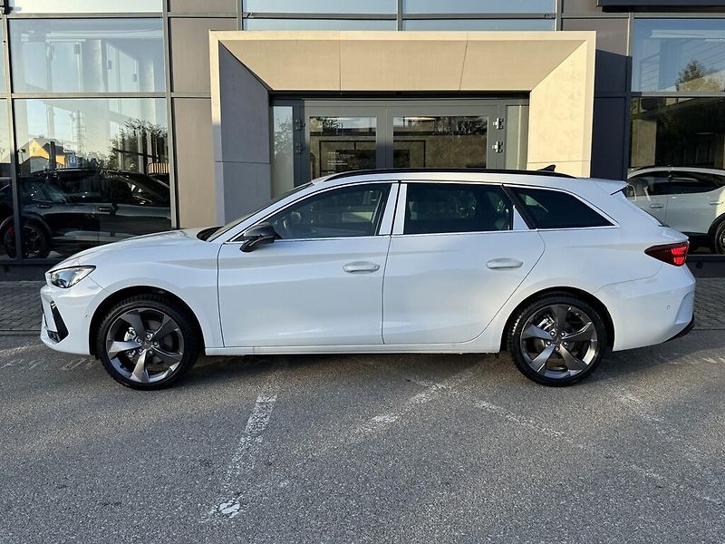 Cupra Leon (2026) 1.5eTSI 110kW DSG - fotka 3 z 12