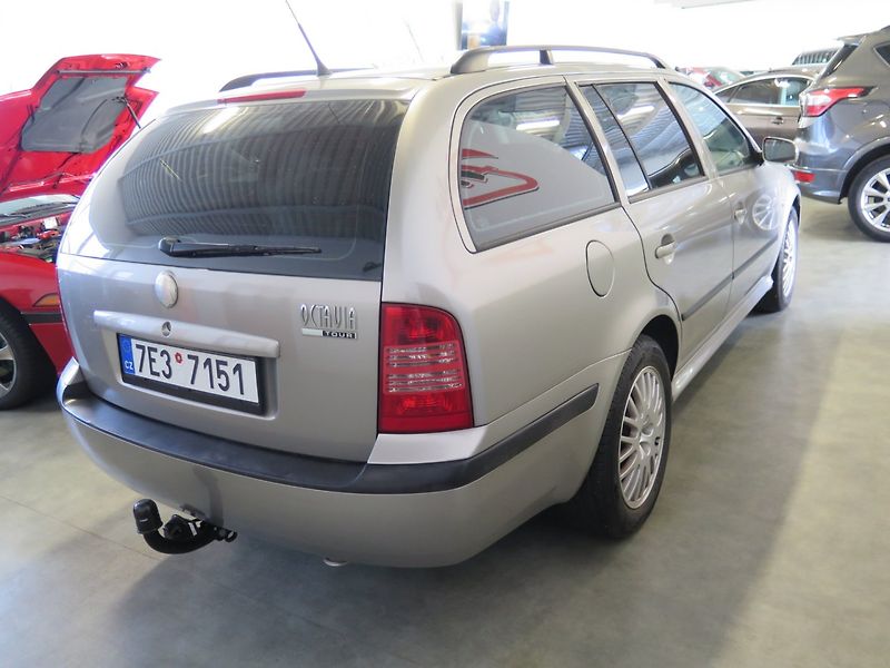 Škoda Octavia (2009) 1.9TDI 74kW,tažné,klima - fotka 4 z 17
