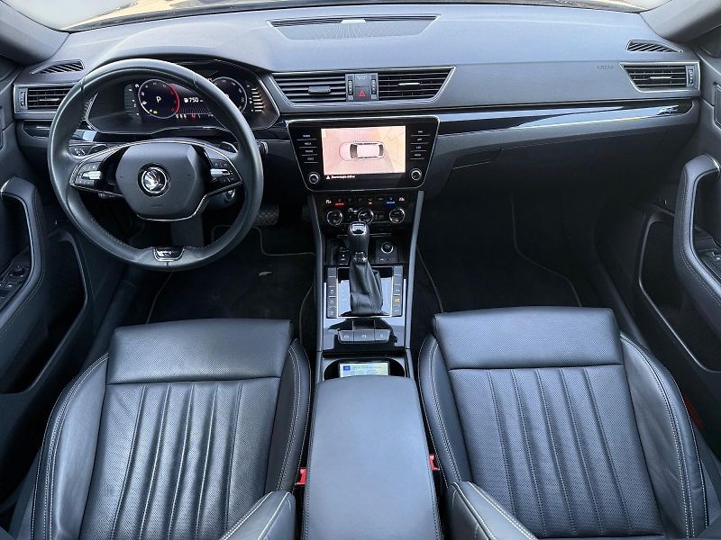 Škoda Superb (2023) L&K 2.0TDI 147kW DSG 4x4 TAŽNÉ - fotka 9 z 11