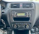 Volkswagen Jetta (2011) 1.2TSi 77kW *ALU*PDC*Klima* - náhled 15
