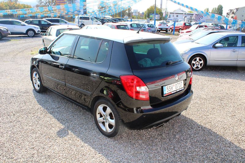 Škoda Fabia (2009) 1.4 16V SPORTLINE 2x sada kol  - fotka 5 z 19