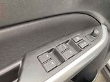 Suzuki Vitara (2018) 1.6 VVT, 2.maj,ČR, AC, temo - náhled 13