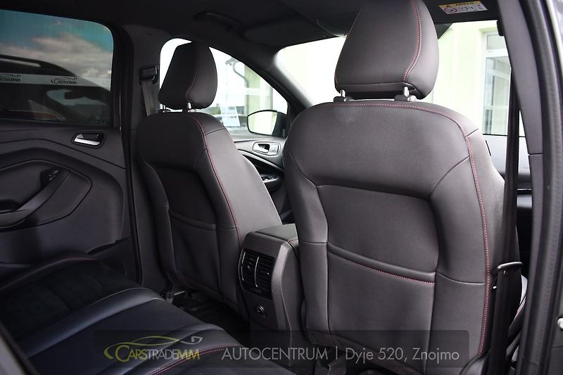 Ford Kuga 1.5TDCi ST-Line  - fotka 18 z 51