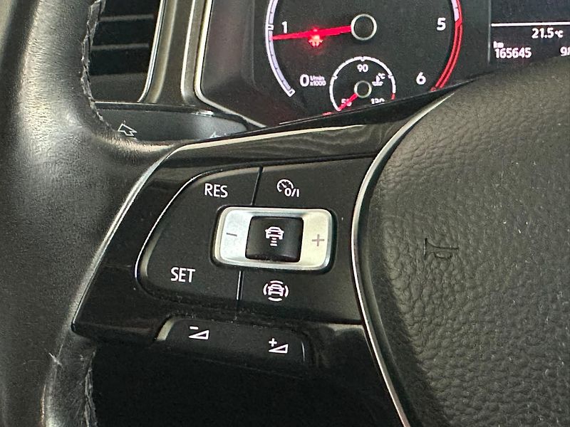 Volkswagen T-Roc (2019) 1,6 TDi, 116HP,nová STK - fotka 17 z 18
