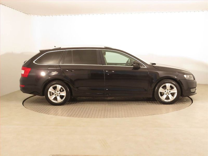 Škoda Octavia (2016) Style 1.6 TDI, Automat - fotka 6 z 16