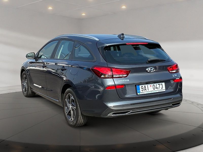 Hyundai i30 (2022) FAMILY COMFORT 1.0TGDI 88kW CZ - fotka 4 z 11