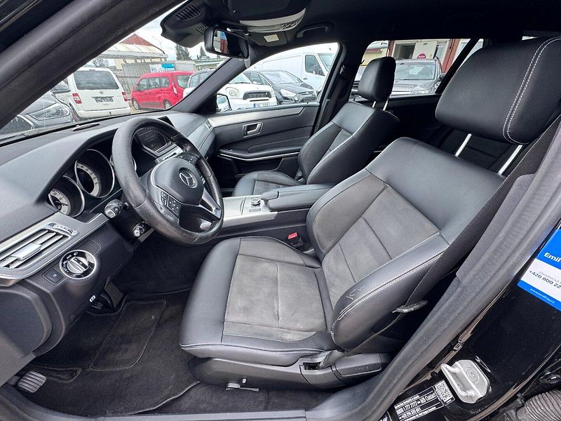 Mercedes-Benz Třídy E (2016) 350 3,0D 4X4 AUTOMAT BLUETEC - fotka 17 z 45