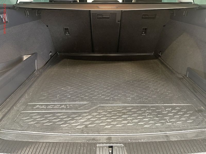 Volkswagen Passat (2015) 2.0 Bi-TDi 4x4, Highline - fotka 7 z 18