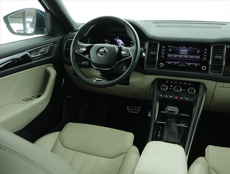 Škoda Kodiaq (2023) Laurin&Klement 2.0 TDI - fotka 7 z 18