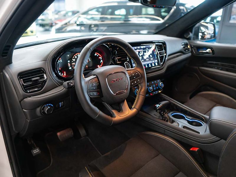 Dodge Durango (2024) 6.4 SRT 392 AlcHEMI - fotka 13 z 44