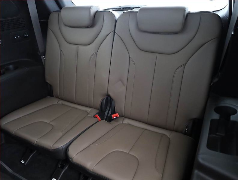 Hyundai Santa Fe (2022) 2.2 CRDi - fotka 17 z 21