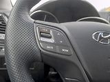 Hyundai Santa Fe (2013) ČR 11/13 2.2D 145KW – VÝBAVA - náhled 23