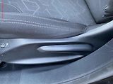 Peugeot 2008 (2015) 1.2 PT, Active, +kola - náhled 14