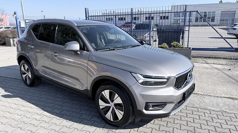 Volvo XC40 (2021) T4,Inscription ,REZERVOVÁNO  - fotka 42 z 50