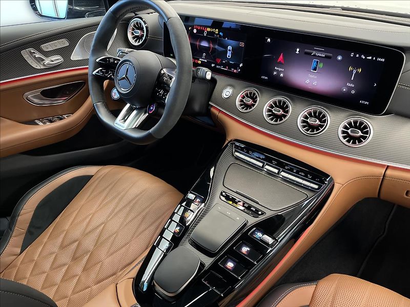 Mercedes-Benz AMG GT Mercedes 63 S 4MATIC+ - fotka 19 z 28