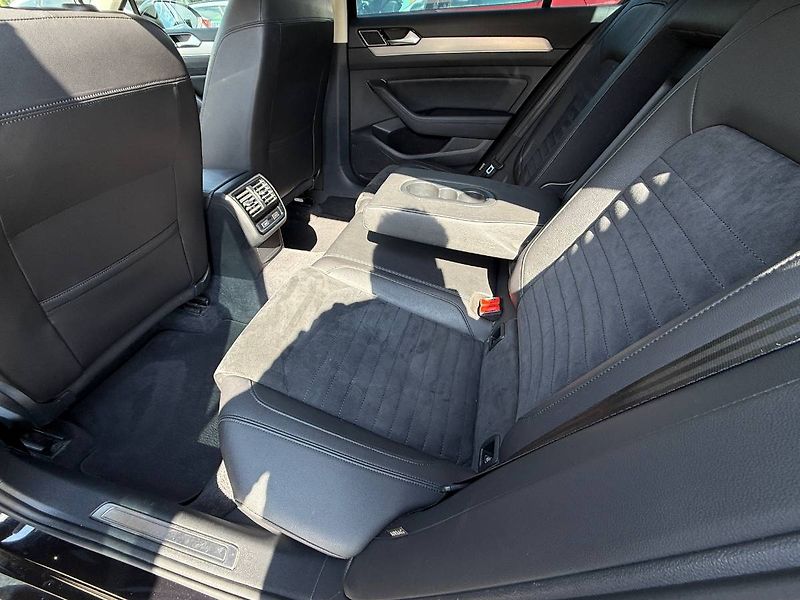 Volkswagen Passat (2017) 2.0 TDI BMT 140kW DSG Highline - fotka 22 z 32