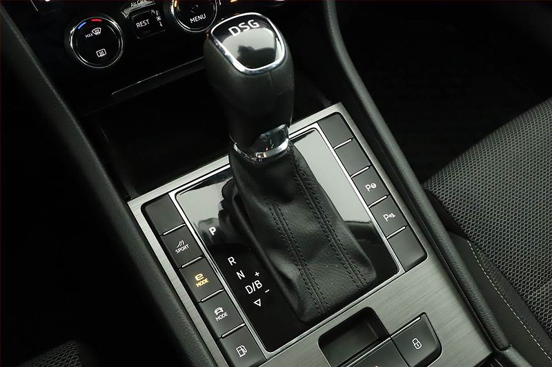 Škoda Superb (2021) iV 1.4 TSI PHEV, Automat, Navi - fotka 15 z 20