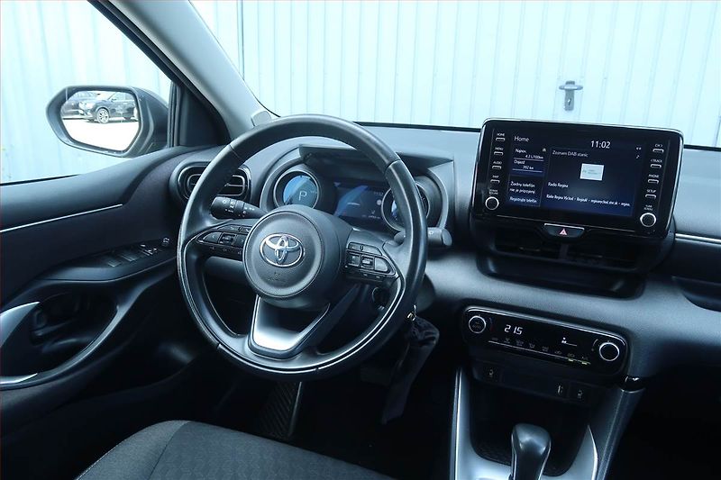 Toyota Yaris (2023) 1.5 VVT-i Hybrid, Automat - fotka 7 z 20