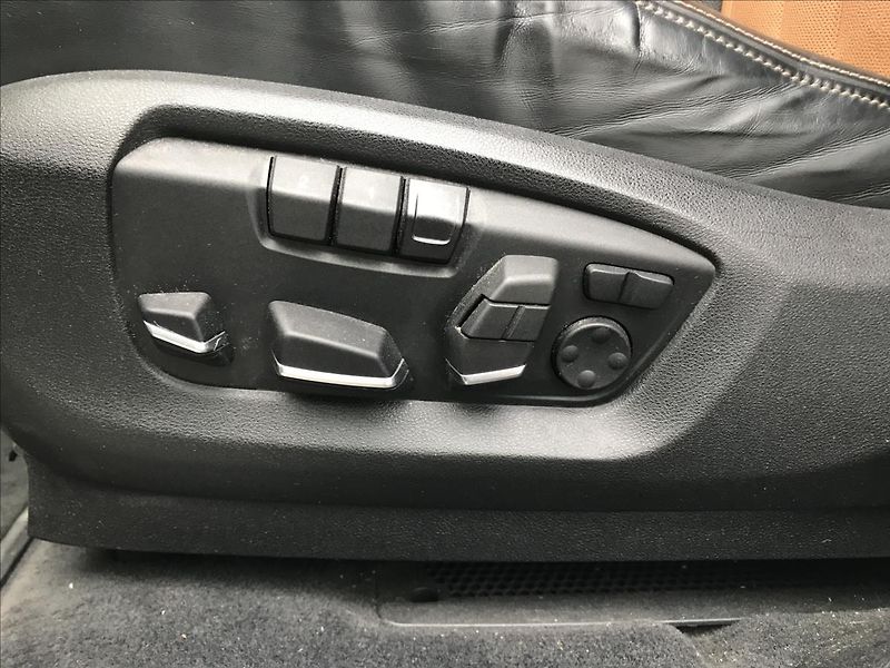 BMW X6 3,0    KV21) xDrive30d - fotka 12 z 22