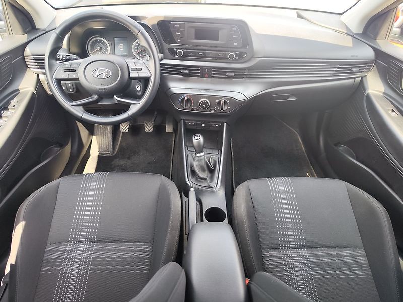 Hyundai Bayon 1.2i/62kW Comfort club - fotka 11 z 23