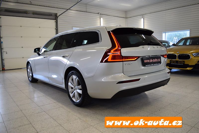 Volvo V60 2.0 D PRAV.SERVIS AUTOMAT 2020 - fotka 3 z 61