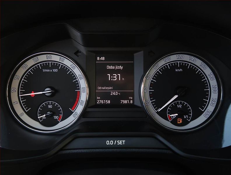 Škoda Octavia (2018) Style 2.0 TDI, Tempomat - fotka 11 z 21