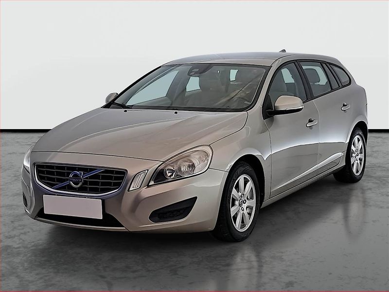 Volvo V60 (2011) D3 2.0, po STK, Tažné - fotka 2 z 16
