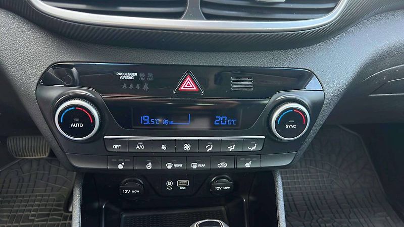 Hyundai Tucson 1,6 TGDI 130kW DCT 4WD Trikolo - fotka 28 z 40
