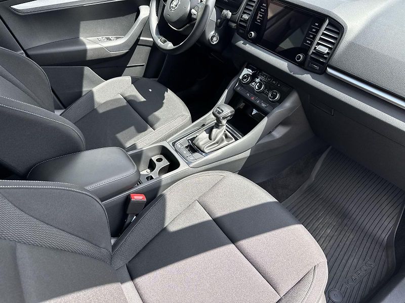 Škoda Karoq (2024) 1.5 TSI DSG Selection - fotka 8 z 33