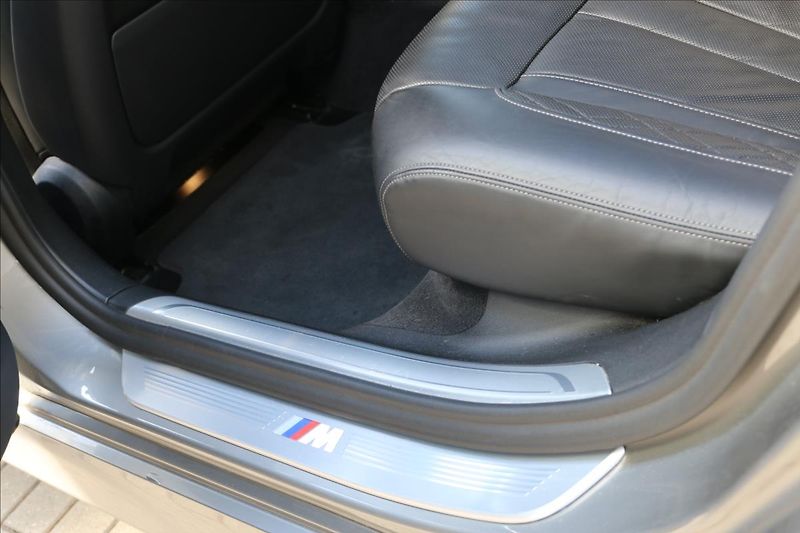 BMW Řada 7 3,0 750LD XDRIVE, ČR, DPH - fotka 67 z 74