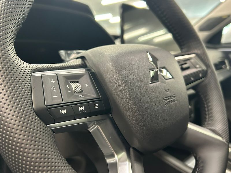 Mitsubishi Outlander (2025) 2.4 PHEV Instyle | 8 let | Nov - fotka 20 z 67