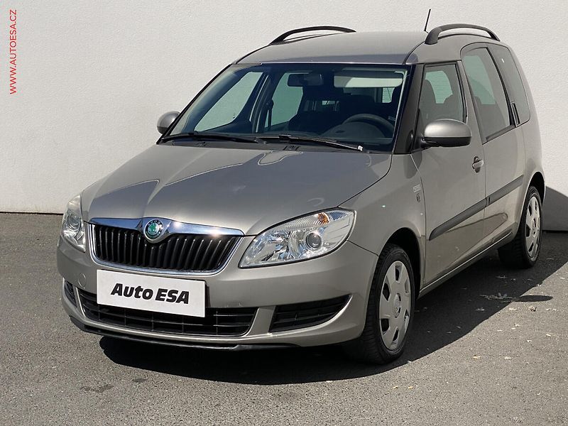 Škoda Roomster (2012) 1.6 TDi, Family, TZ - fotka 3 z 18