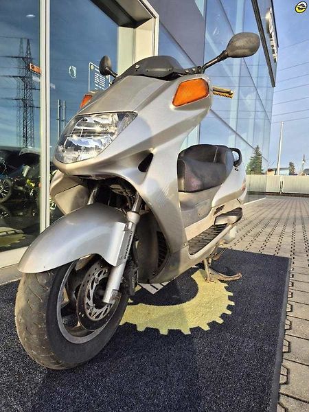 Honda FES 150 Pantheon (2000) - fotka 10 z 18