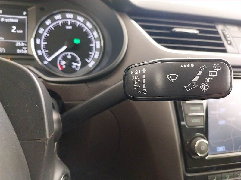 Škoda Octavia (2015) Laurin&Klement 2.0 TDI, 4X4 - fotka 18 z 20