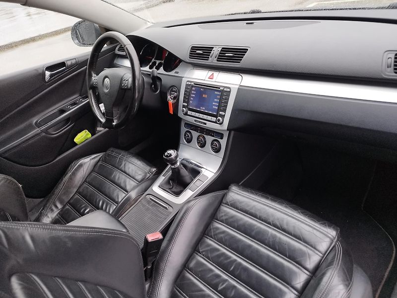 Volkswagen Passat 2.0TDI, volat-608 081 843 - fotka 14 z 15