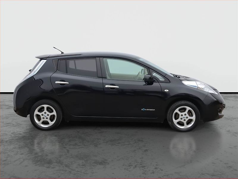 Nissan Leaf (2012) 24 kWh, SoH 62%, Automat - fotka 6 z 17