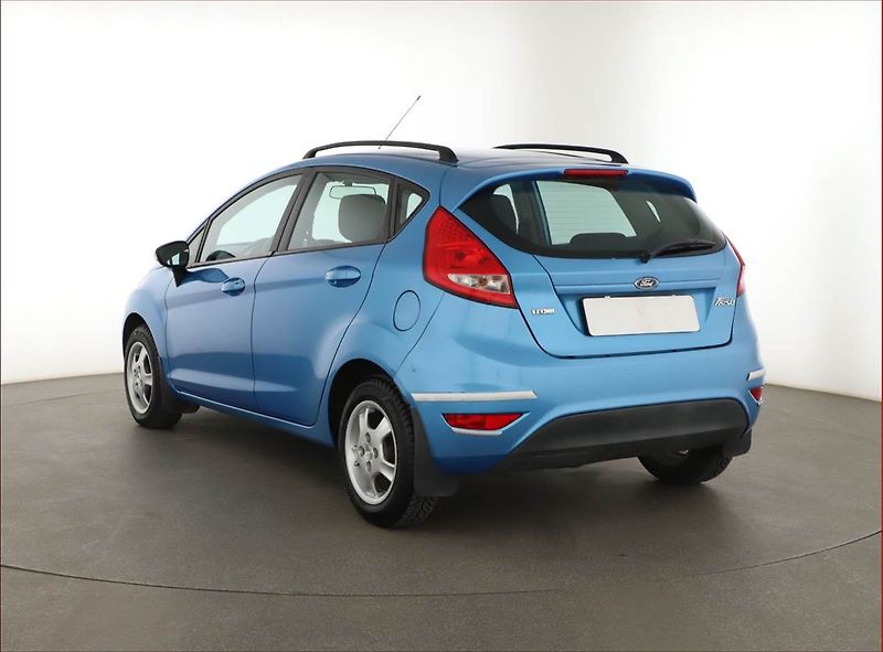 Ford Fiesta (2009) 1.4 TDCi, po STK, oblíbený vůz - fotka 4 z 12