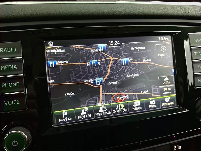 Škoda Octavia (2016) 1.6 TDI, Navi, Tempomat - fotka 13 z 19