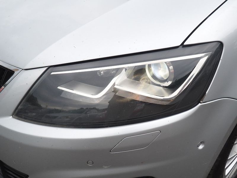 Seat Alhambra (2013) 2.0TDI, 130 kW,  7 Míst, Tažné - fotka 7 z 42